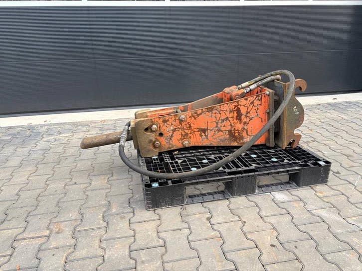 Veiling: Hydraulische Breekhamer Met Beitel CW10, Zakelijke goederen, Machines en Bouw | Onderdelen, Ophalen