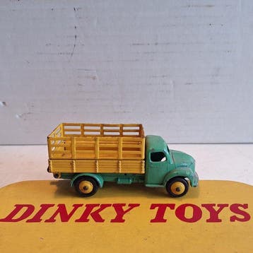 Dinky Toys 1:43 - Modelauto - Dinky Toys - Farm Produce, Nieuw