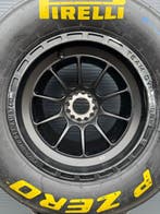 Wiel compleet met band - Pirelli - Formule Renault - *** NO, Collections