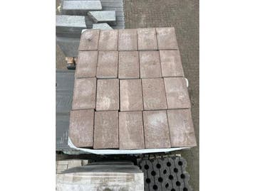 Veiling - 50m2 Betontegel Mangaan Antique 30x20x6 Cm, Tuin en Terras, Nieuw