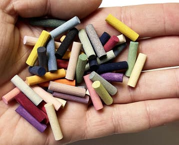 Gekleurde houtjes (1800 stuks), 550 gram, Doe-het-zelf en Bouw, Verzenden, Nieuw