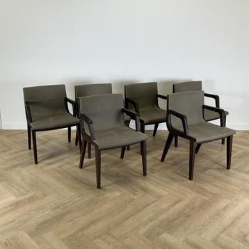 Maxalto Acanto eetkamerstoel / vergaderstoel (set van 6), Huis en Inrichting, Stoelen, Gebruikt, Eén
