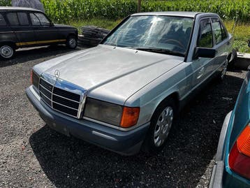 Online veiling - Mercedes - sedan - 190e - Oldtimer