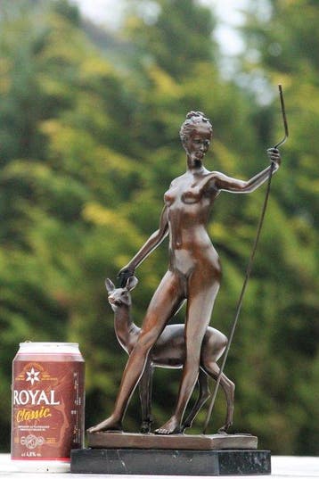 sculptuur, diana met reebok - 33 cm - bronze marble