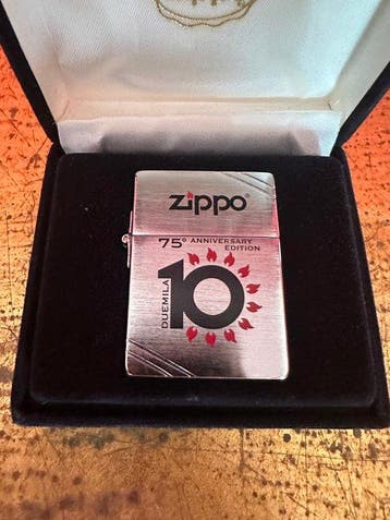Zippo - Aansteker - IJzer (gegoten/gesmeed), Nieuw