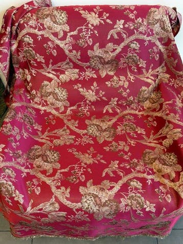 GCFabrics – Lampasso Floraal Imperiaal Robijnrood –, Antiek en Kunst