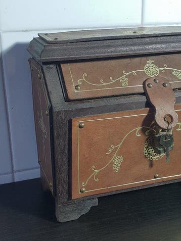 Kist - Hout, Leer met gouden decoraties - documentenmap