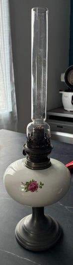 Lampe à pétrole - Verre, Métal, Porcelaine, Antiquités & Art, Curiosités & Brocante