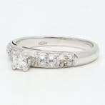 Bague - 14 carats Or blanc Diamant (Naturelle), Bijoux, Sacs & Beauté, Bagues