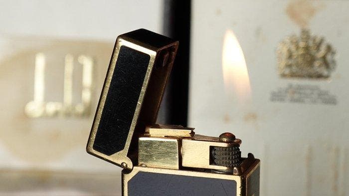 Dunill - Lacquer Pattern Rollagas Lighter - Zonder, Verzamelen, Rookartikelen, Aanstekers en Luciferdoosjes