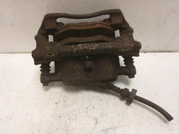 Remklauw (Tang) links-voor Nissan Primastar O173305