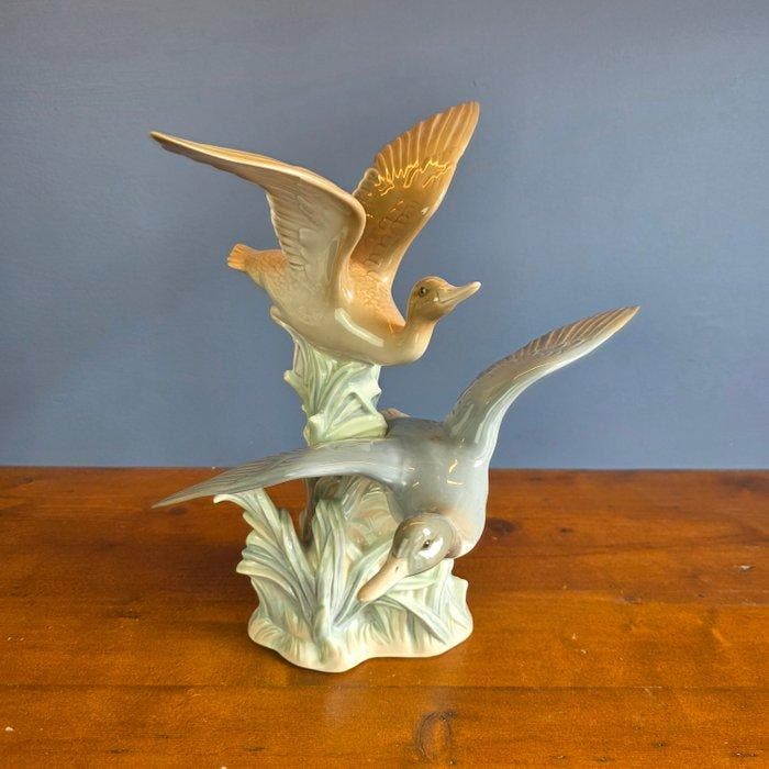 Lladró - Beeldje - LADRO - Groot porseleinen beeld -, Antiek en Kunst, Antiek | Glaswerk en Kristal