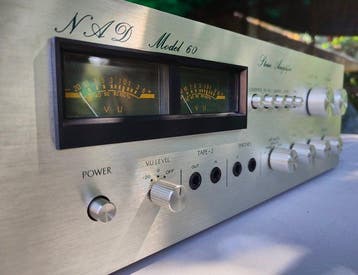NAD - Model 60 Solid state geïntegreerde versterker
