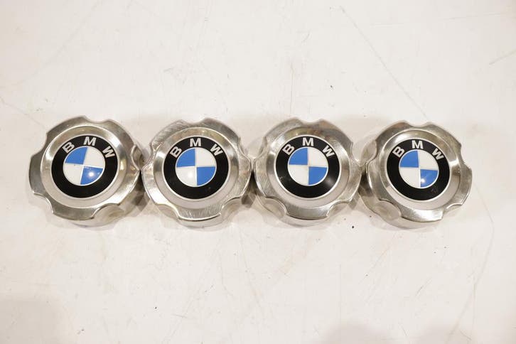 BMW 3 + 5 Serie E30 E34 OEM Naafkap set chrome NIEUW!, Autos : Pièces & Accessoires, Pneus & Jantes, Enlèvement ou Envoi