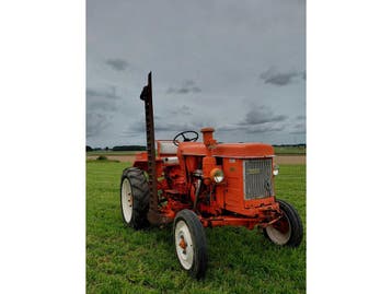 Online veiling - Renault Junior Vintage Tractor, Ophalen