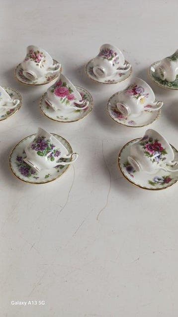 Royal Albert - Service à café (22) - Porcelaine - Set de