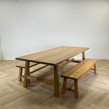 Ikea Mockelby eikenhouten tafel + 2 bankjes  (hxbxd) 235x100, Huis en Inrichting, Tafels | Eettafels, Gebruikt