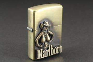 Zippo - Marlboro Sexy Girl Emblem - Zakaansteker - metaal, Nieuw