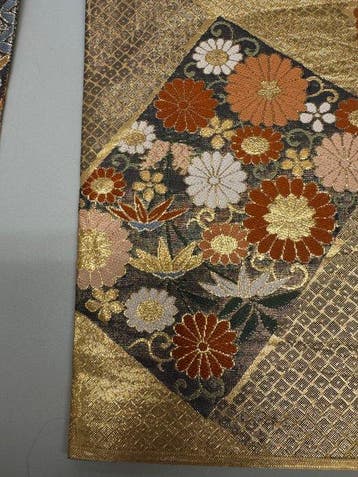 Japanse vintage kimono Maru-obi zijde goudborduurwerk