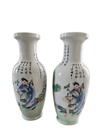 Vaas - Porselein - China - Paar Chinese vazen.
