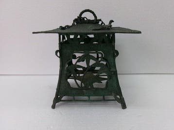 Lampe à suspendre - lanterne japonaise suspendue<br>Une