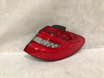 Mercedes B-Klasse W246 11-14 rechter achterlicht LED, Auto-onderdelen, Verlichting, Verzenden, Gebruikt
