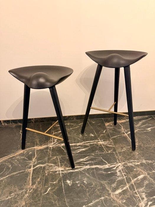 By Lassen Copenhagen - Kruk (2) - Hout - 2 designkrukken, Antiquités & Art, Antiquités | Meubles | Chaises & Canapés