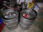 Diverse biervaten met 5x Co2 flessen (19x), Ophalen