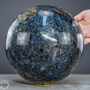 Natuurlijke cordieriet- en toermalijn- Bal uit Madagaskar –