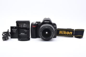 Nikon D40 CCD Sensor + DX AF-S NIKKOR 3.5-5.6/18-55mm G II, Nieuw