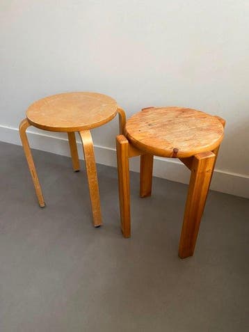 Tabouret - Bois - Deux petits tabourets