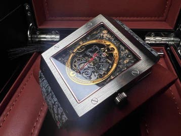 Louis Berset - Quadrantal - Limited 99 - Heren - 2025