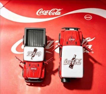 Coca Cola - Modelauto (2) - Toyota Land Cruiser FJ40 style, Nieuw