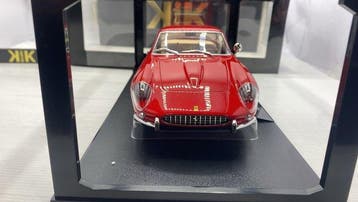 KK SCALE 1:18 - Modelauto - Ferrari 400 Superamerica 1962 -