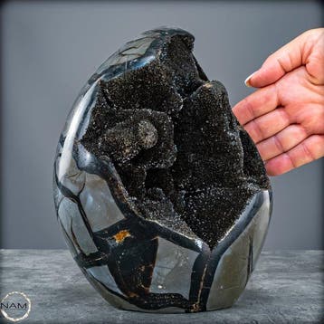 Zeer decoratieve septarian Druse, met calcietkristallen-