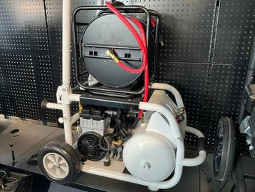 Abama TAT-2520HN Luchtcompressor low noise 20L met haspel, Ophalen of Verzenden