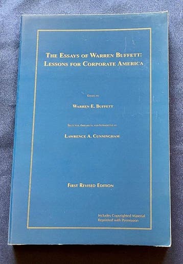 The Essays of Warren Buffett 9780966446111 Warren Buffett, Verzenden, Gelezen, Warren Buffett