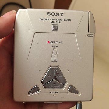 Sony - MZ-E33 Draagbare minidisc speler-recorder, Nieuw