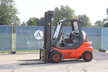Veiling: Heftruck Fenwick-Linde H30D-03 Diesel 3000kg 4.8m 2, Ophalen