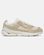 Under Armour Sola Suede - WHT  110 - Maat 8/9.5, Wit, Under Armour, Nieuw, Ophalen of Verzenden