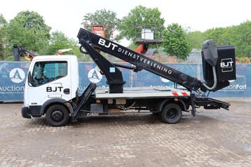 Veiling: Kraanwagen Nissan GSR Diesel 2008