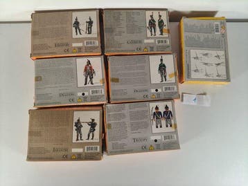 Militaire miniatuur beeldjes - HaT – Lot de 7 boîtes de, Nieuw