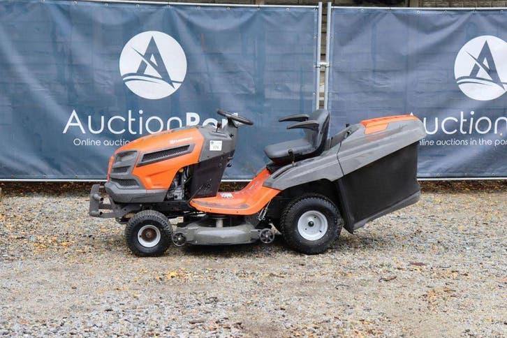 Veiling: Zitmaaier Husqvarna TC 342T Benzine 2016, Jardin & Terrasse, Tondeuses autoportées, Enlèvement