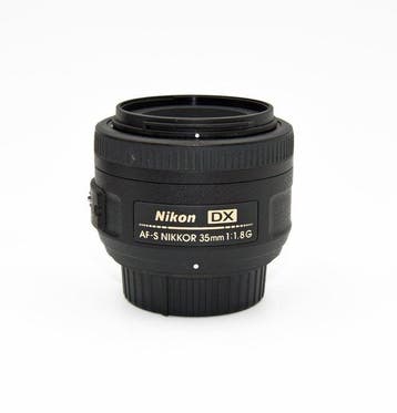 Nikon AF-S DX Nikkor 35mm f/1.8G Prime lens