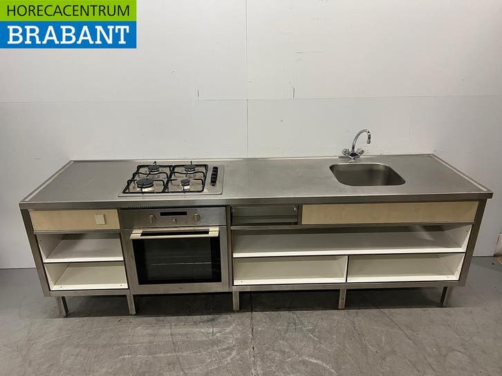 RVS Werktafel met 4 Pits Fornuis, Oven en spoelbak met kraan, Zakelijke goederen, Horeca | Keukenapparatuur, Ophalen of Verzenden