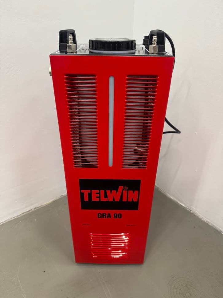 TELWIN koelunit waterkoeler voor puntlasmachine, Bricolage & Construction, Outillage | Pièces de machine & Accessoires