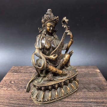 Decoratief ornament - Seated statue of the Buddha Mother of, Antiek en Kunst