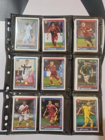 Panini Road To WC Qatar 2022 Empty album + complete loose, Nieuw