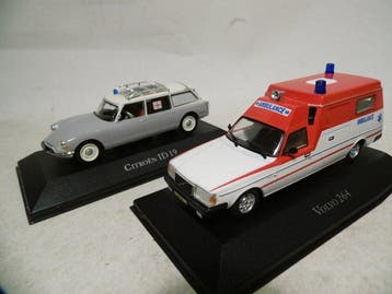 IXO 1:43 - Voiture miniature (4) - Citroen DS - VW T1 -, Nieuw