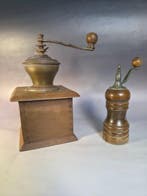 Moulin à café (2) - Bois, Laiton, Métal - Incluant un moulin
